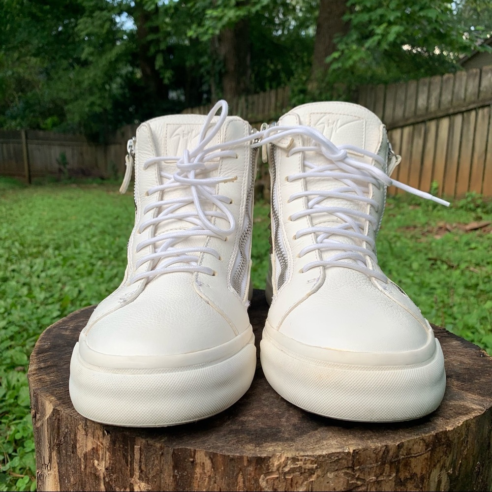 Giuseppe Zanotti white spiked high top sneakers EUR 42 - Picture 2 of 15